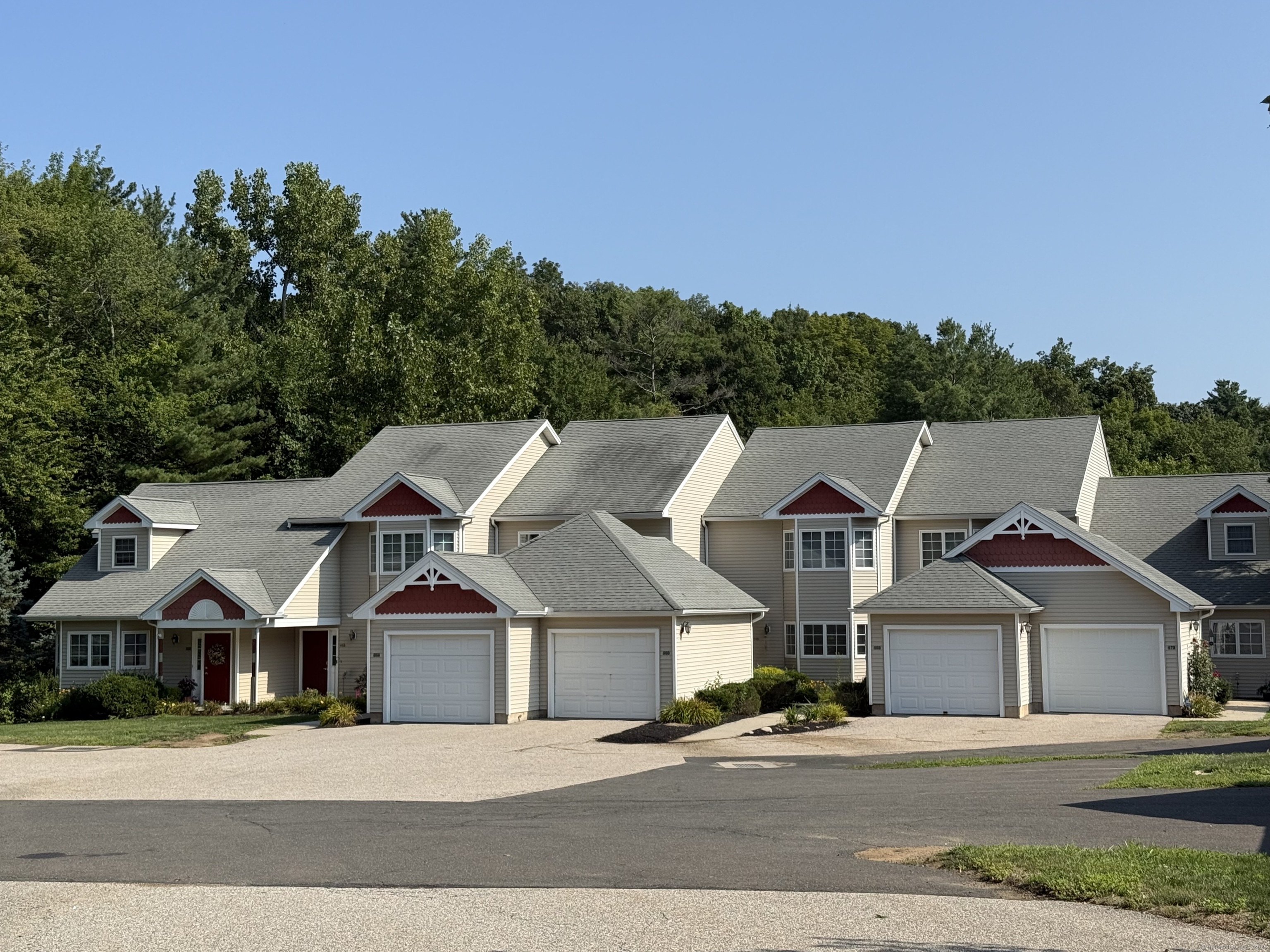 962 Pleasant Valley Road 962