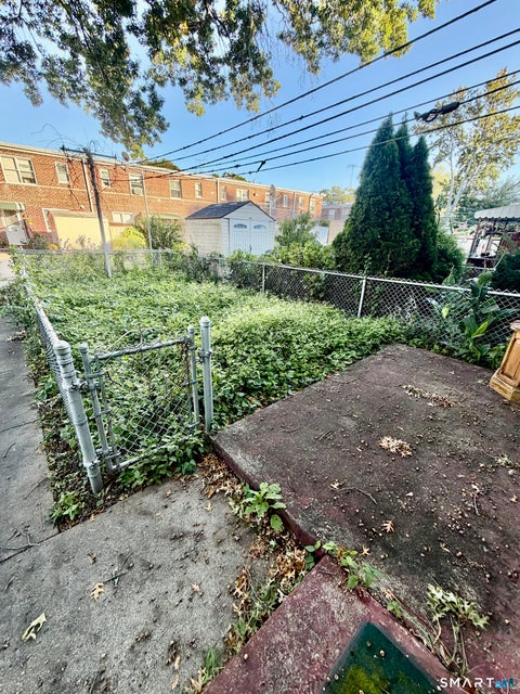 Tiny photo for 28 Court B #Building 21, Bridgeport, CT 06610 (MLS # 24212723)