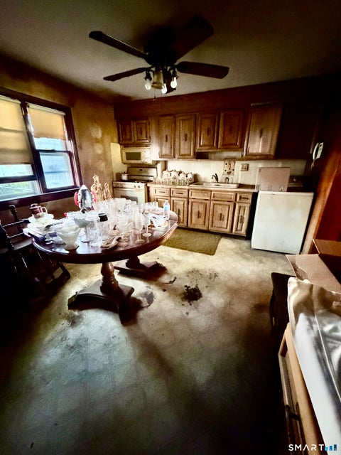 Tiny photo for 28 Court B #Building 21, Bridgeport, CT 06610 (MLS # 24212723)