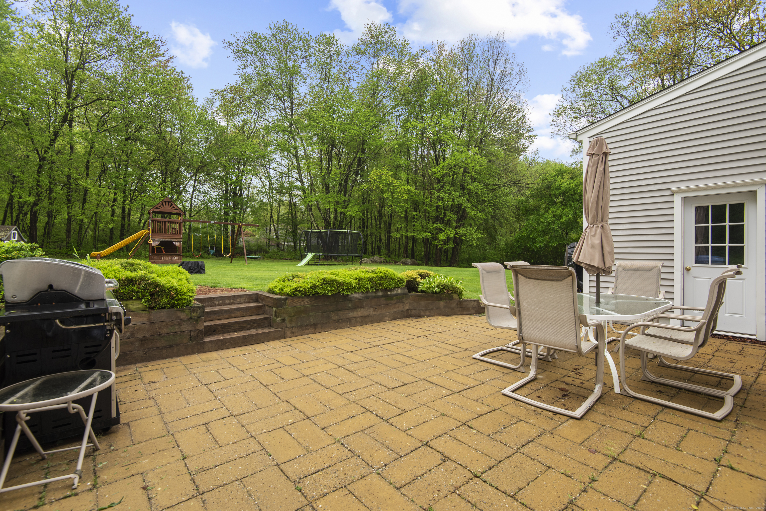 10 Paugusett Road, Newtown, Connecticut image 34