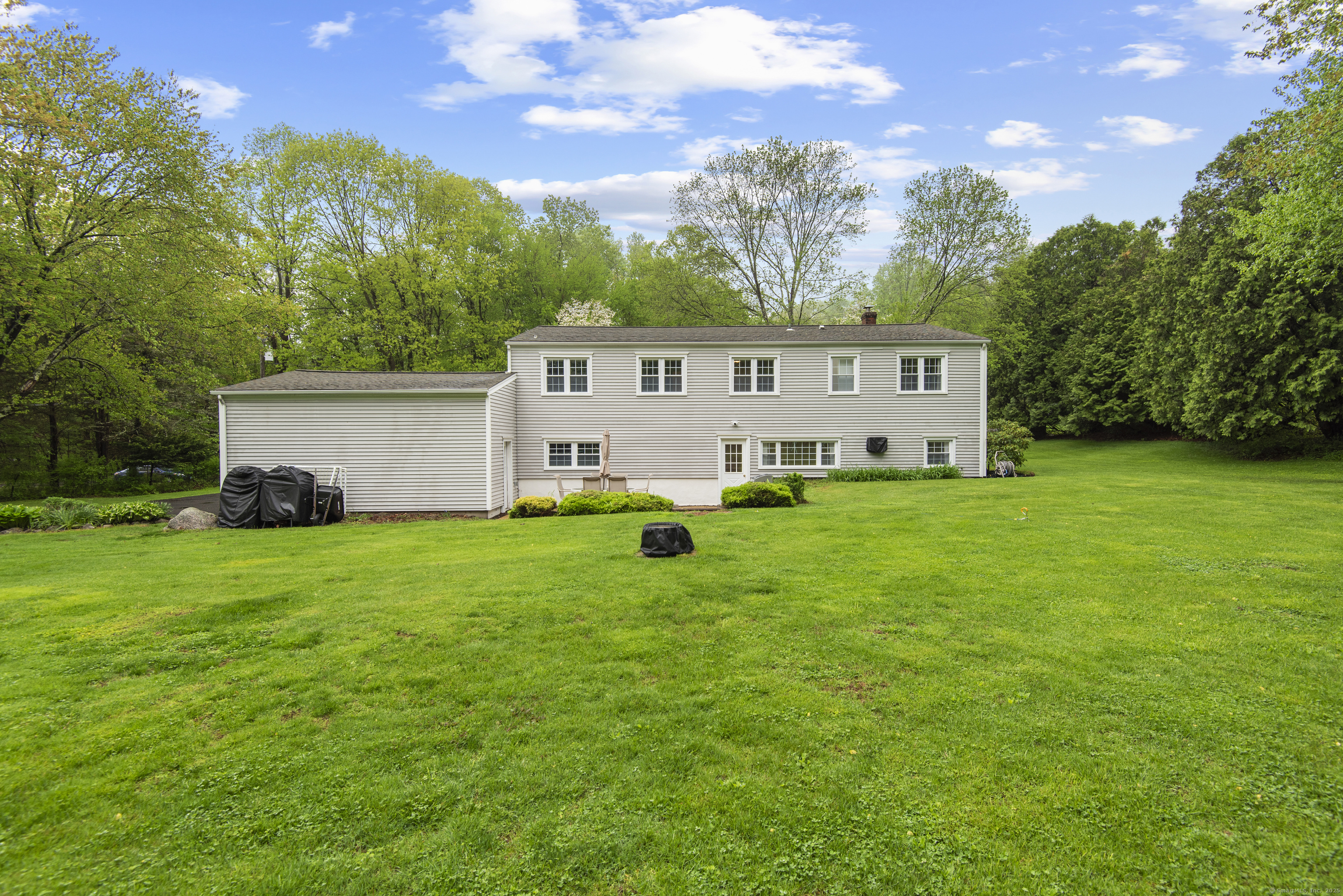 10 Paugusett Road, Newtown, Connecticut image 36