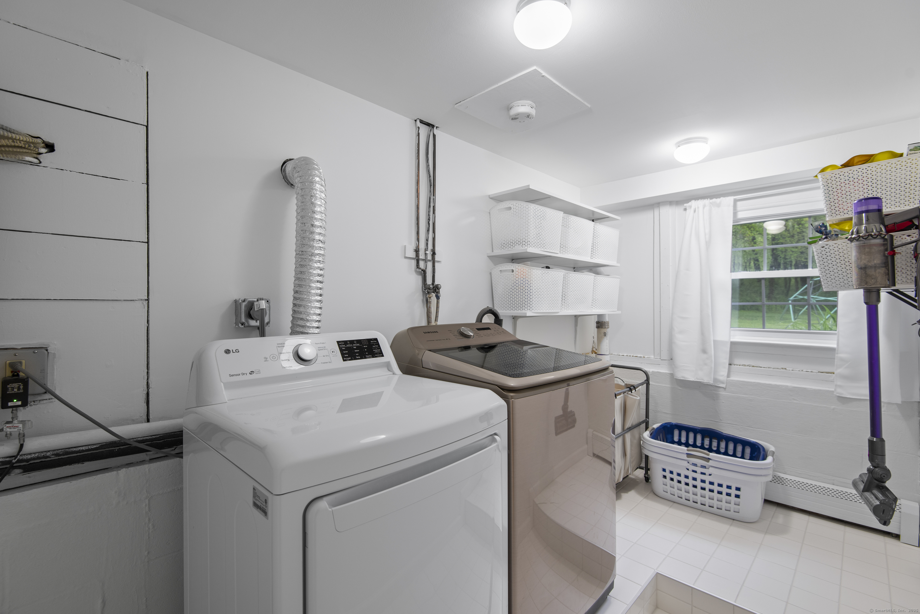 10 Paugusett Road, Newtown, Connecticut image 18