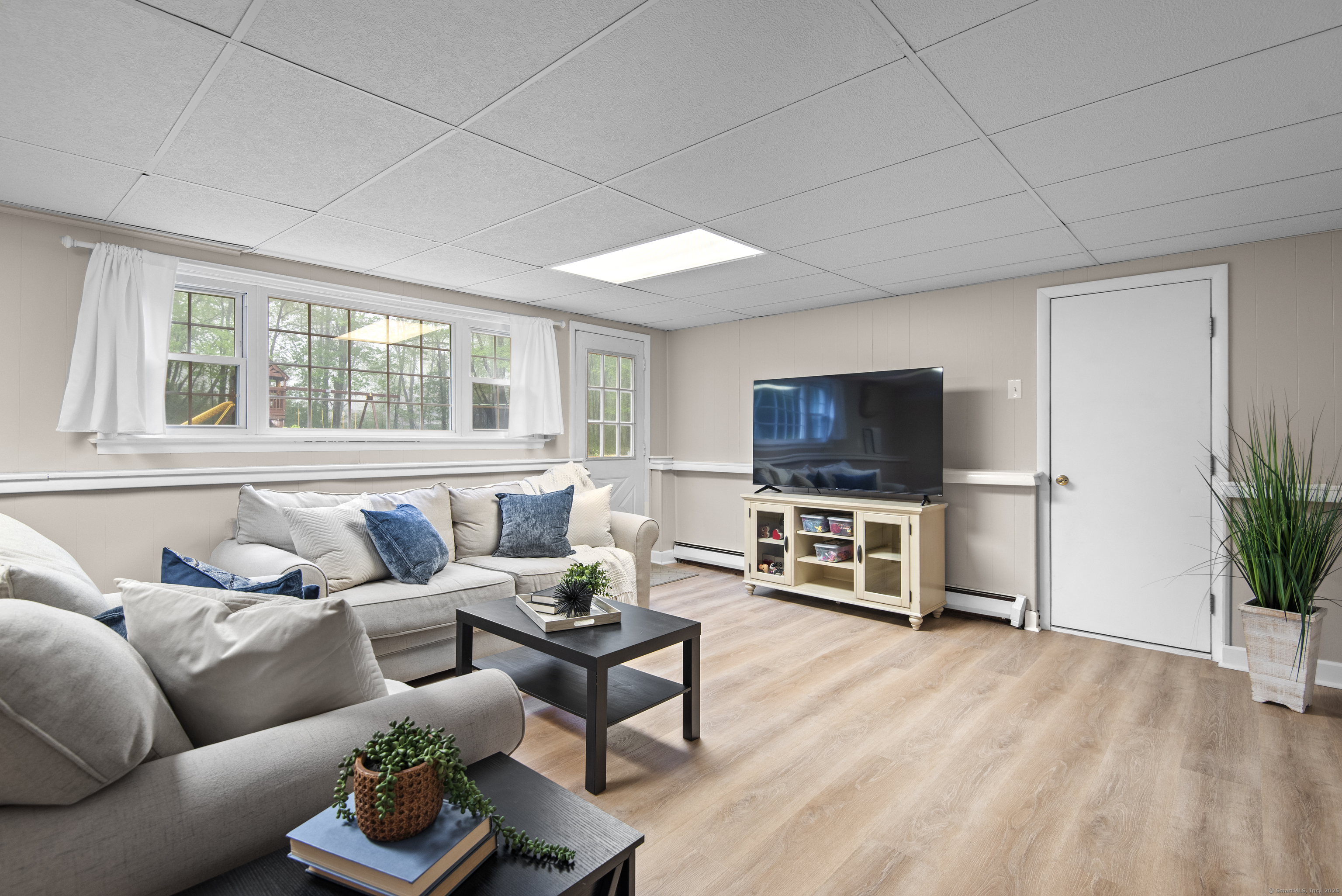 10 Paugusett Road, Newtown, Connecticut image 14