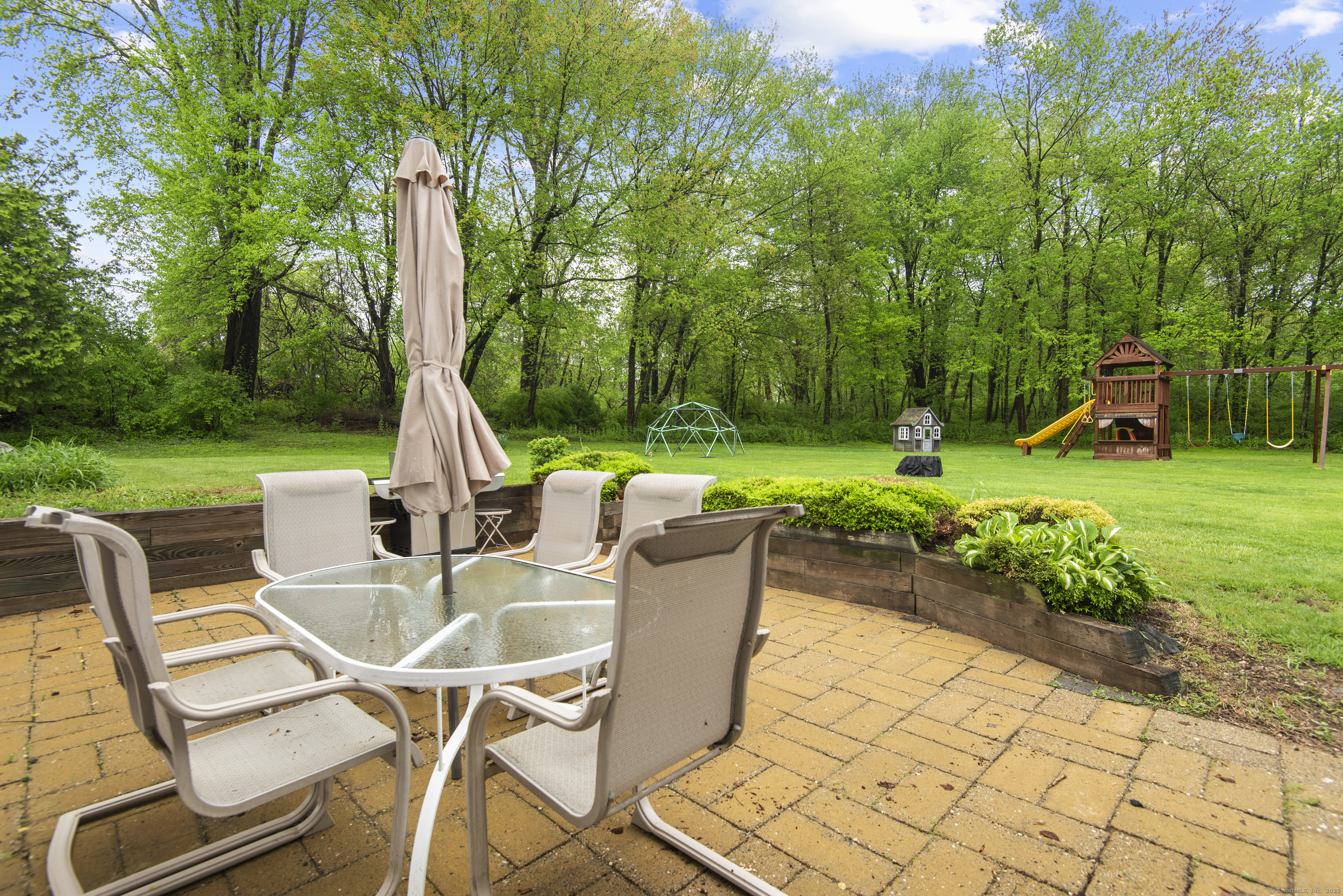 10 Paugusett Road, Newtown, Connecticut image 35