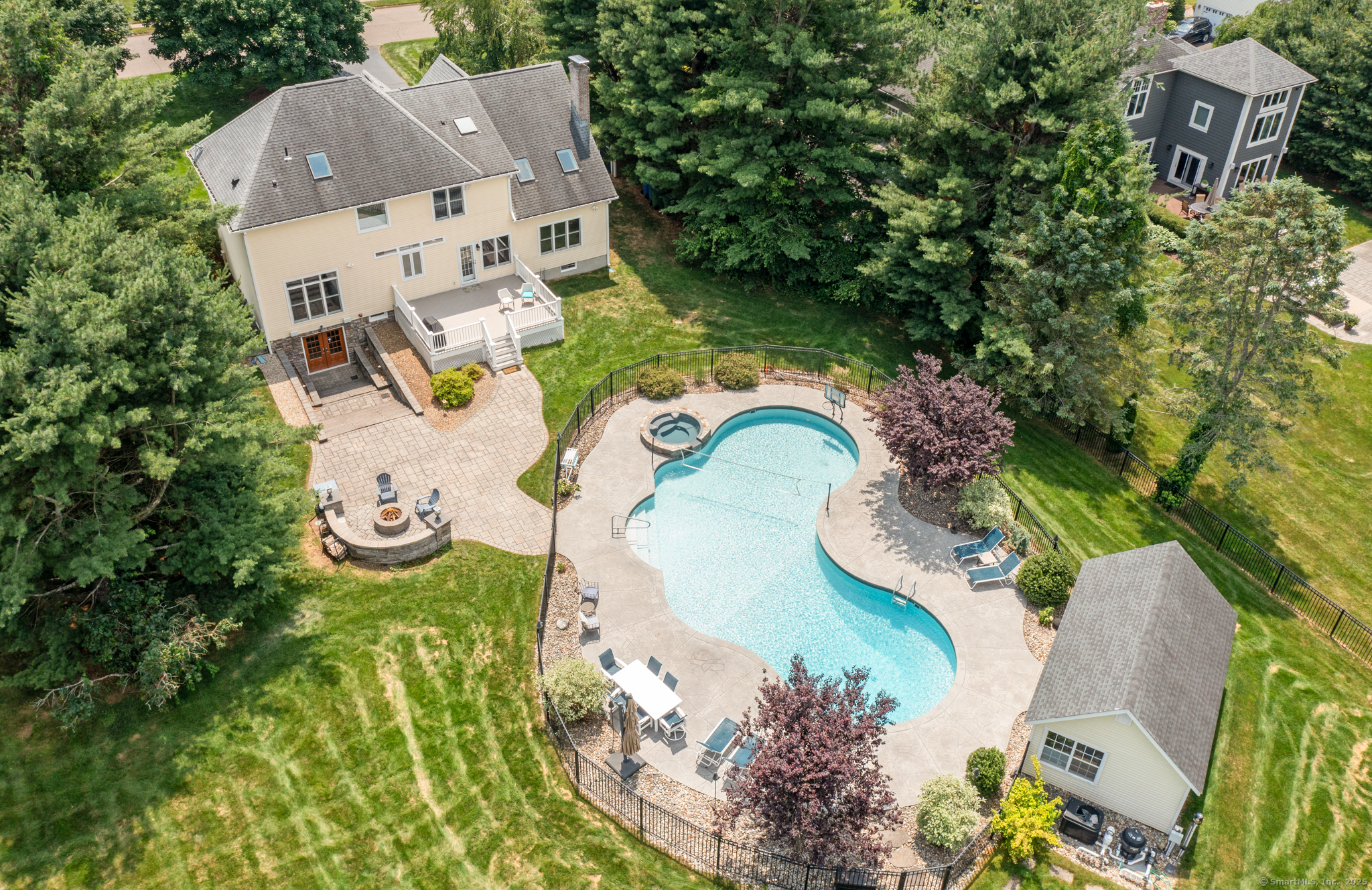 37 Great Pond Road