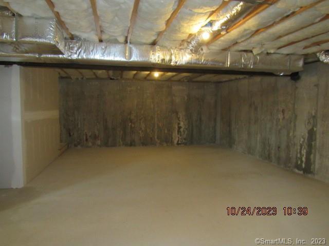 Photo 22 of 25 of 29 Pear Tree Drive house