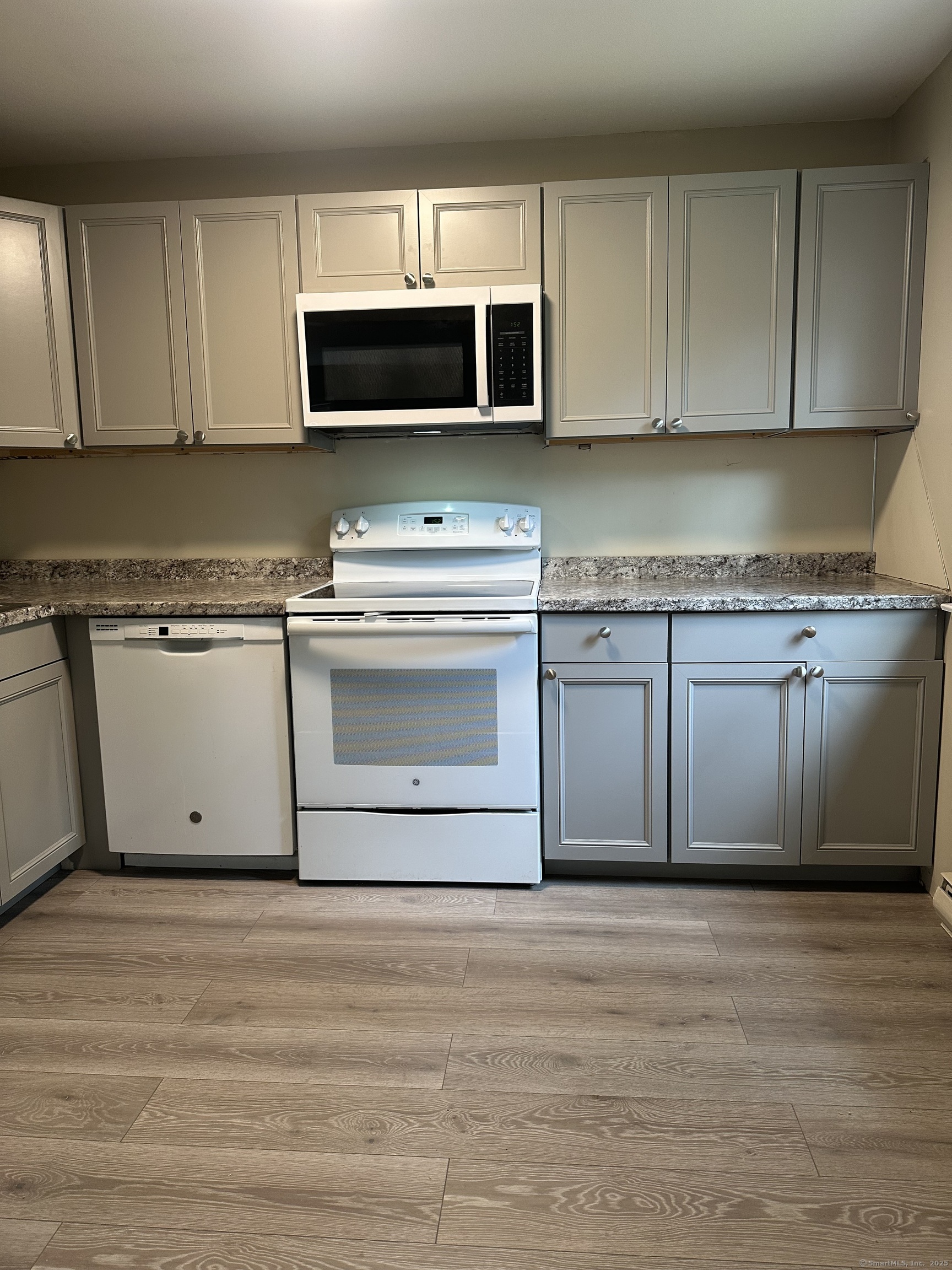 239 Old Farms Road APT 18B