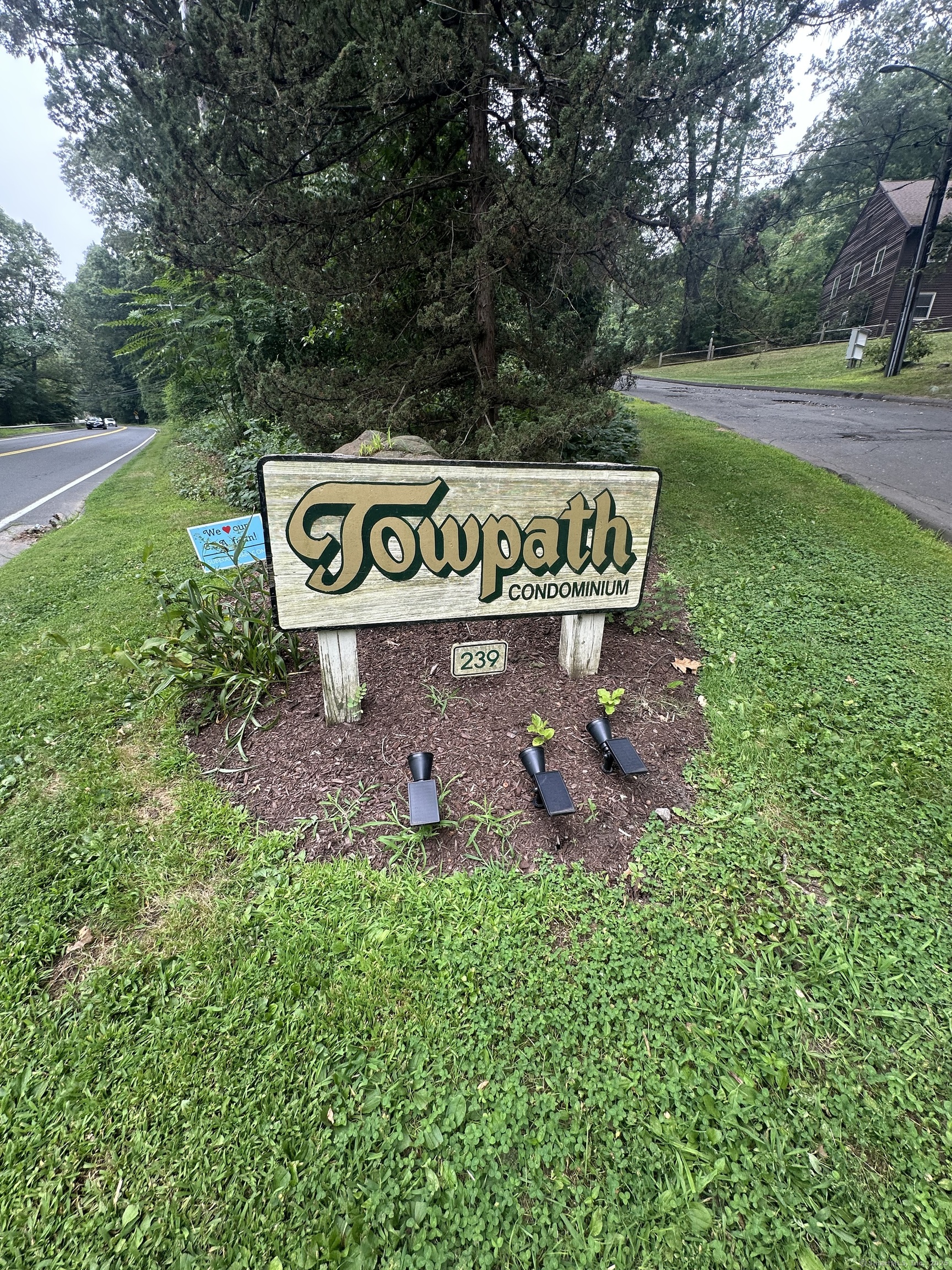 239 Old Farms Road APT 18B