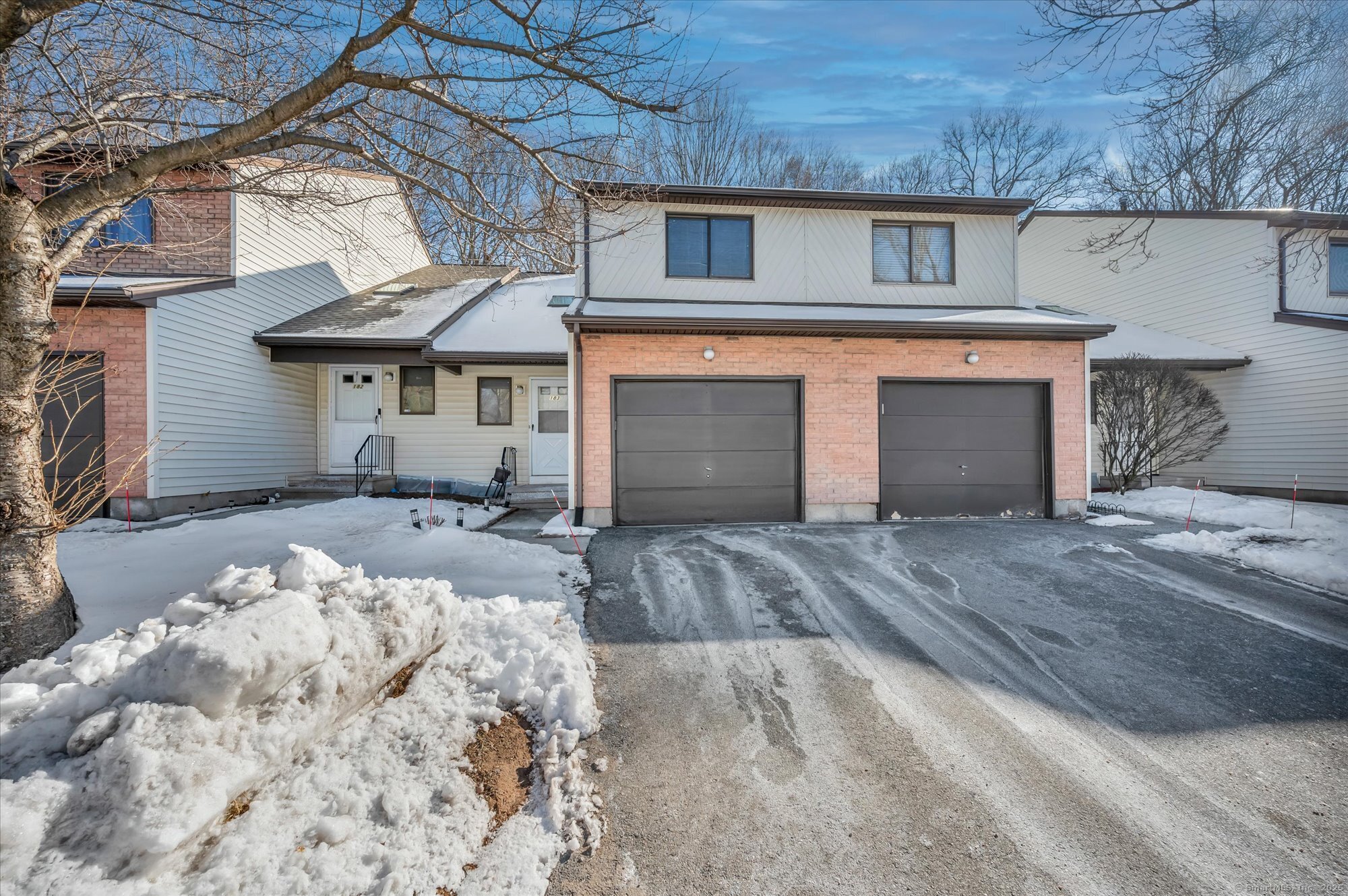 183 Oak Forest Drive, Manchester, Connecticut image 2