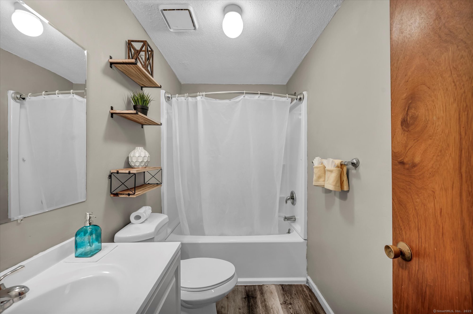 183 Oak Forest Drive, Manchester, Connecticut image 34