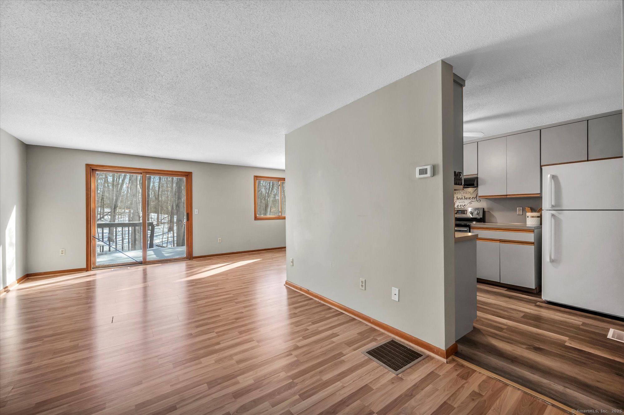 183 Oak Forest Drive, Manchester, Connecticut image 9
