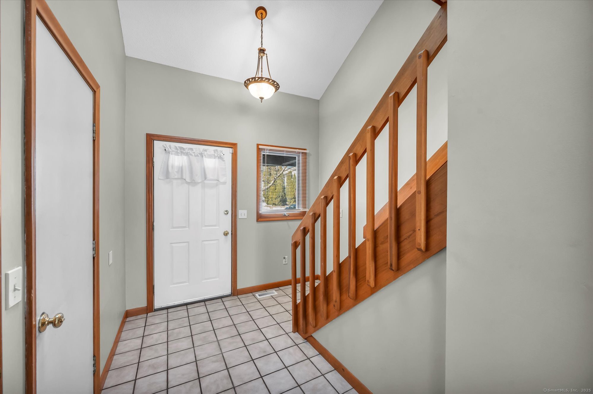 183 Oak Forest Drive, Manchester, Connecticut image 4