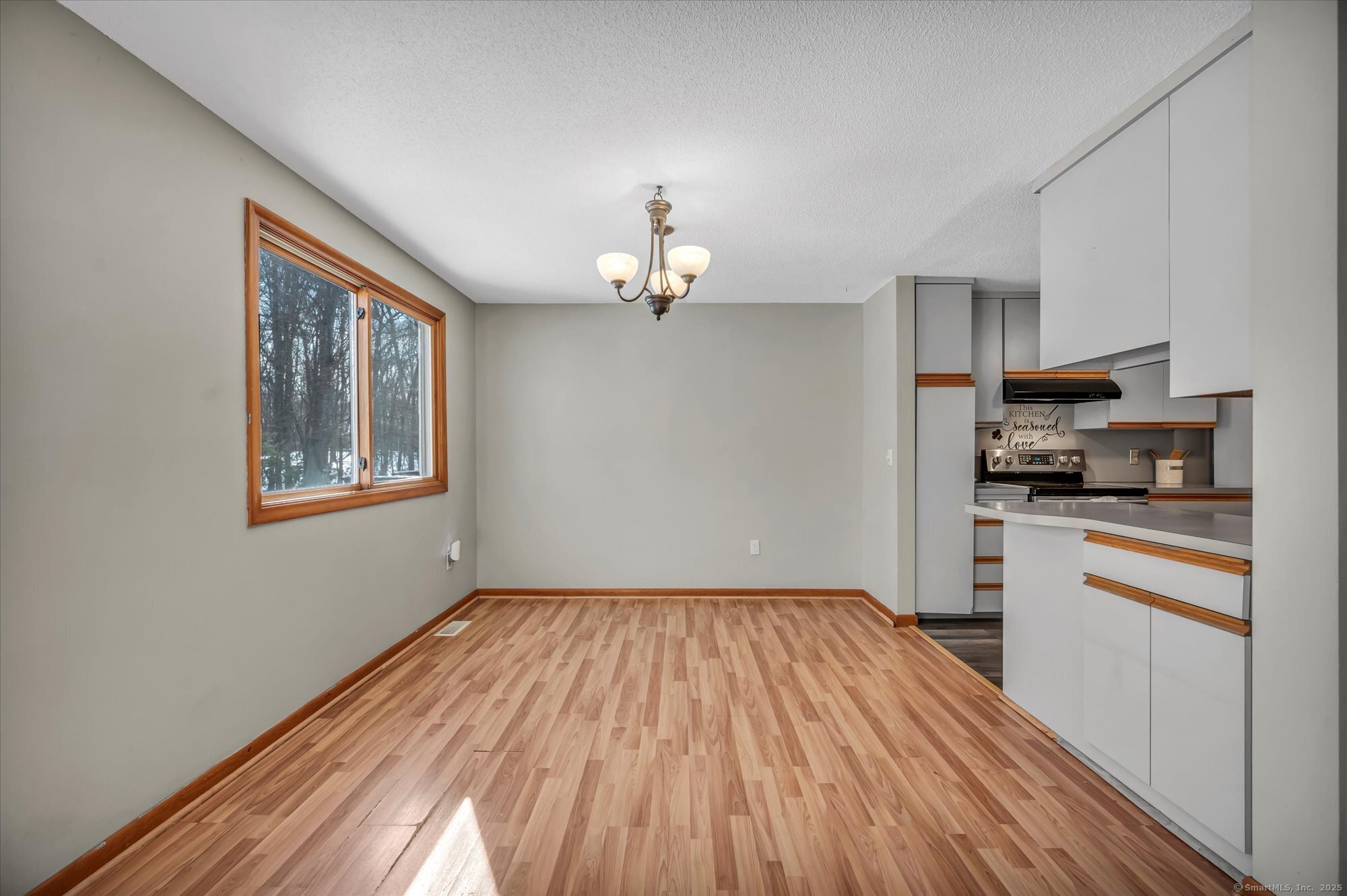 183 Oak Forest Drive, Manchester, Connecticut image 11