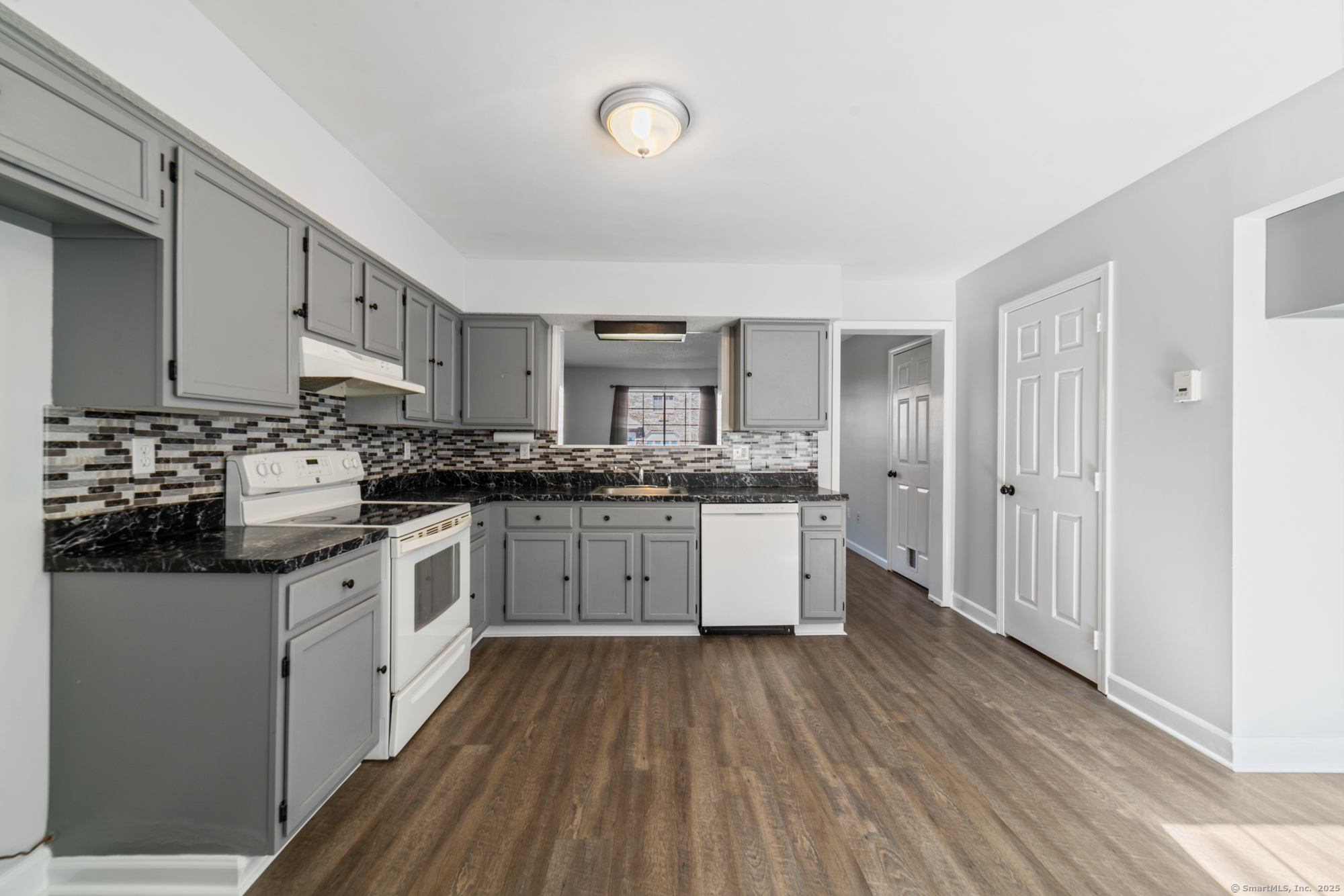 197 Pine Hill Road #7B, Thomaston, Connecticut image 5