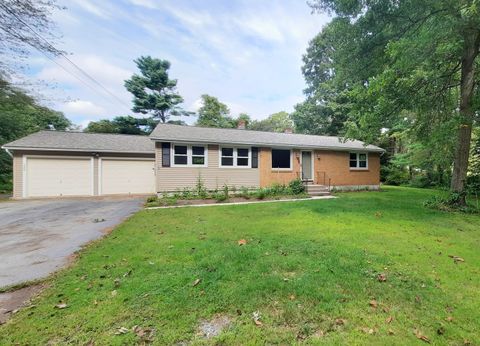 130 Tripp Road Woodstock CT 06281