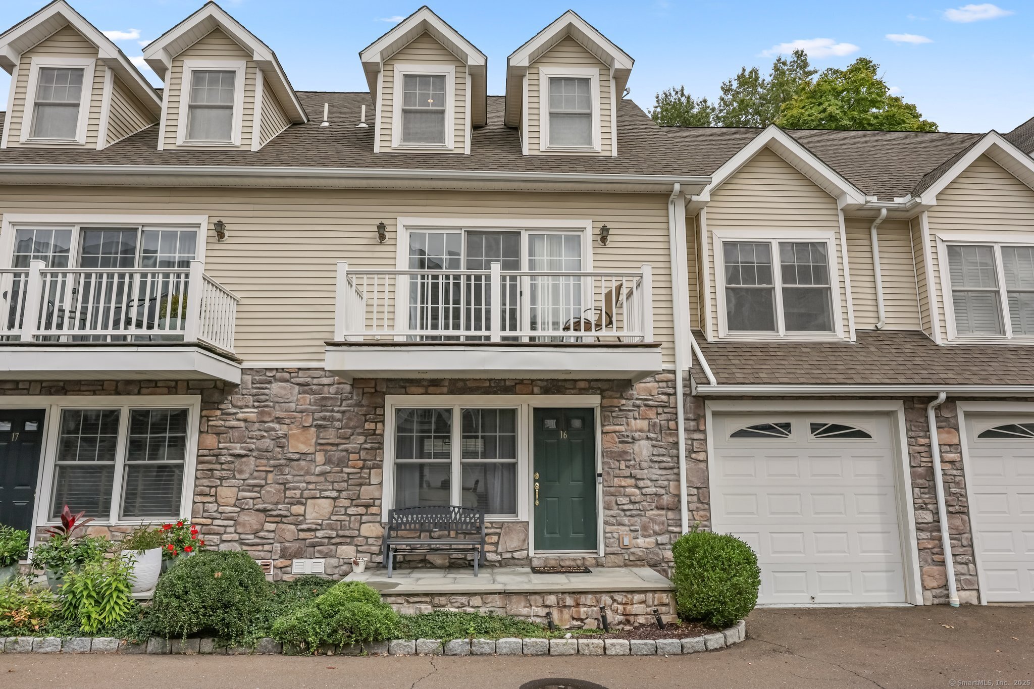 39 Maple Tree Avenue #16, Stamford, Connecticut image 1