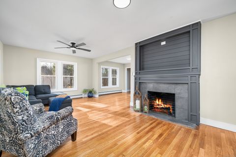 Tiny photo for 574 Butternut Street, Middletown, CT 06457 (MLS # 24142236)