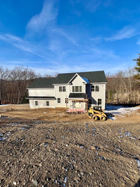 4 Jans Way Guilford CT 06437