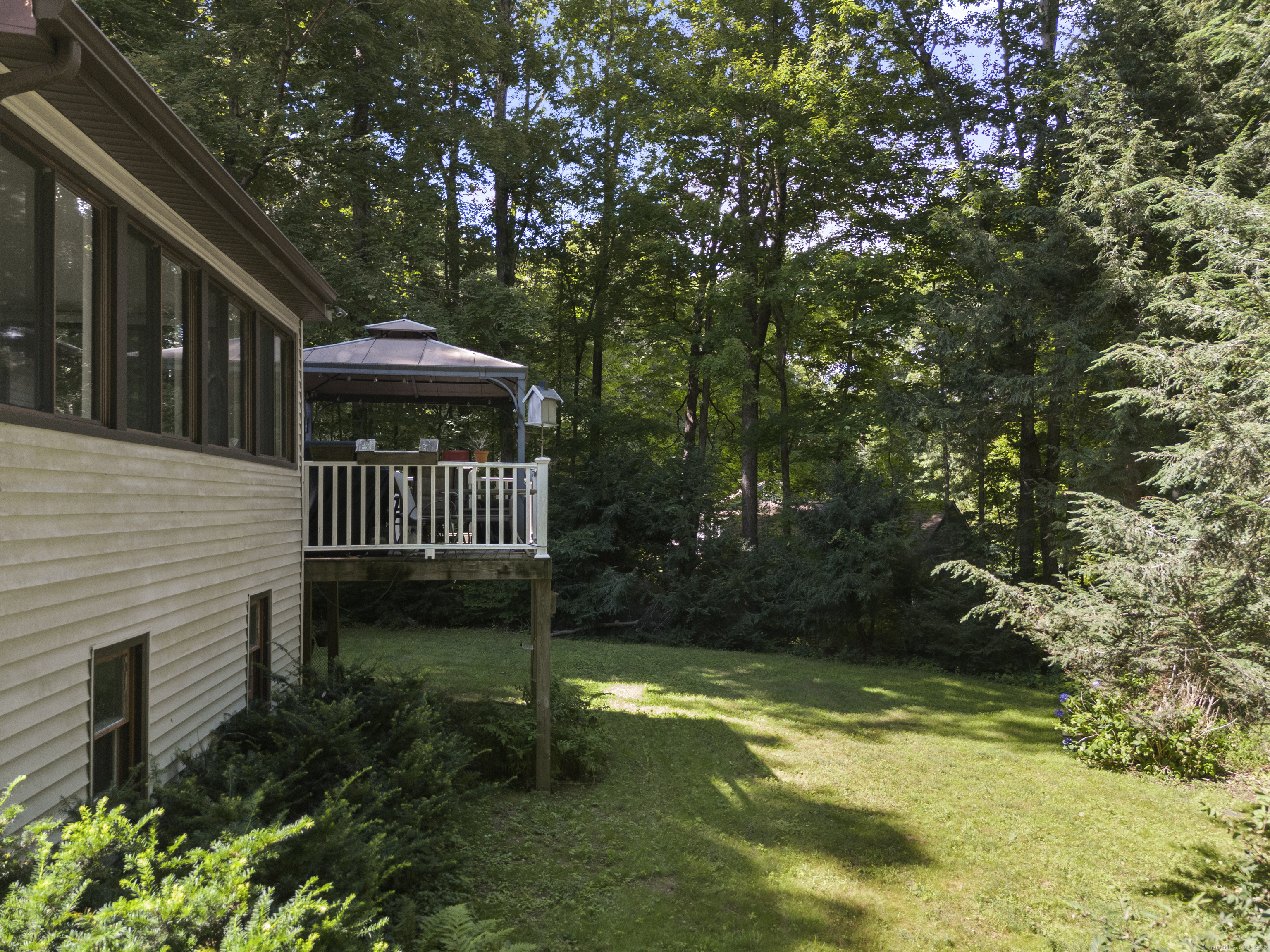 77 Pinebrook Circle