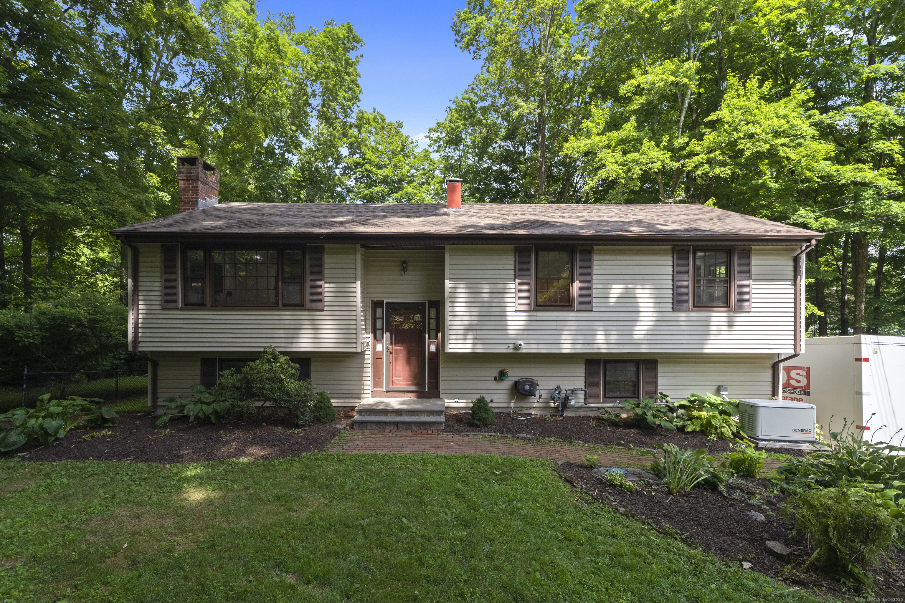 77 Pinebrook Circle