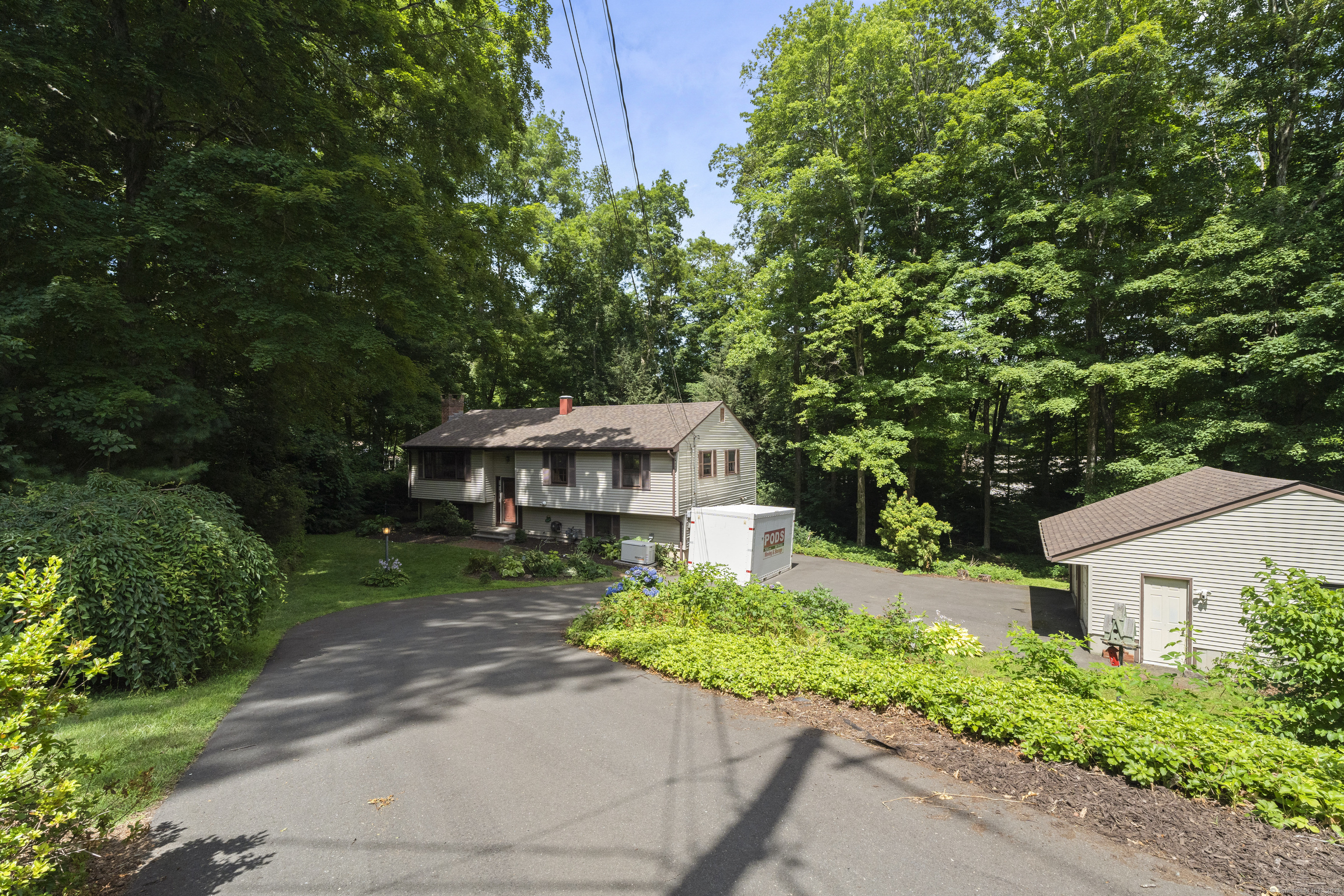 77 Pinebrook Circle
