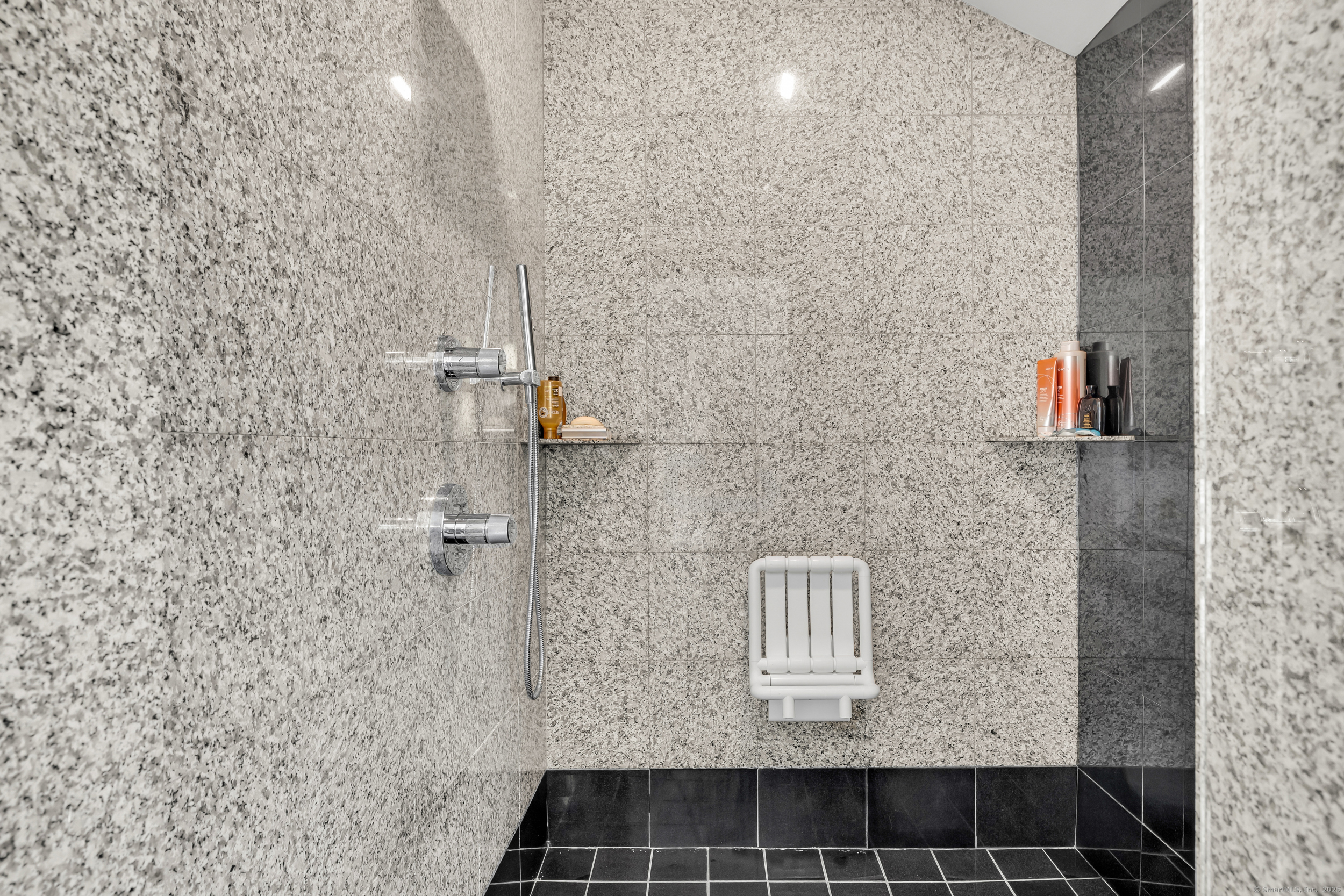 49 Damascus Road, Branford, Connecticut image 28