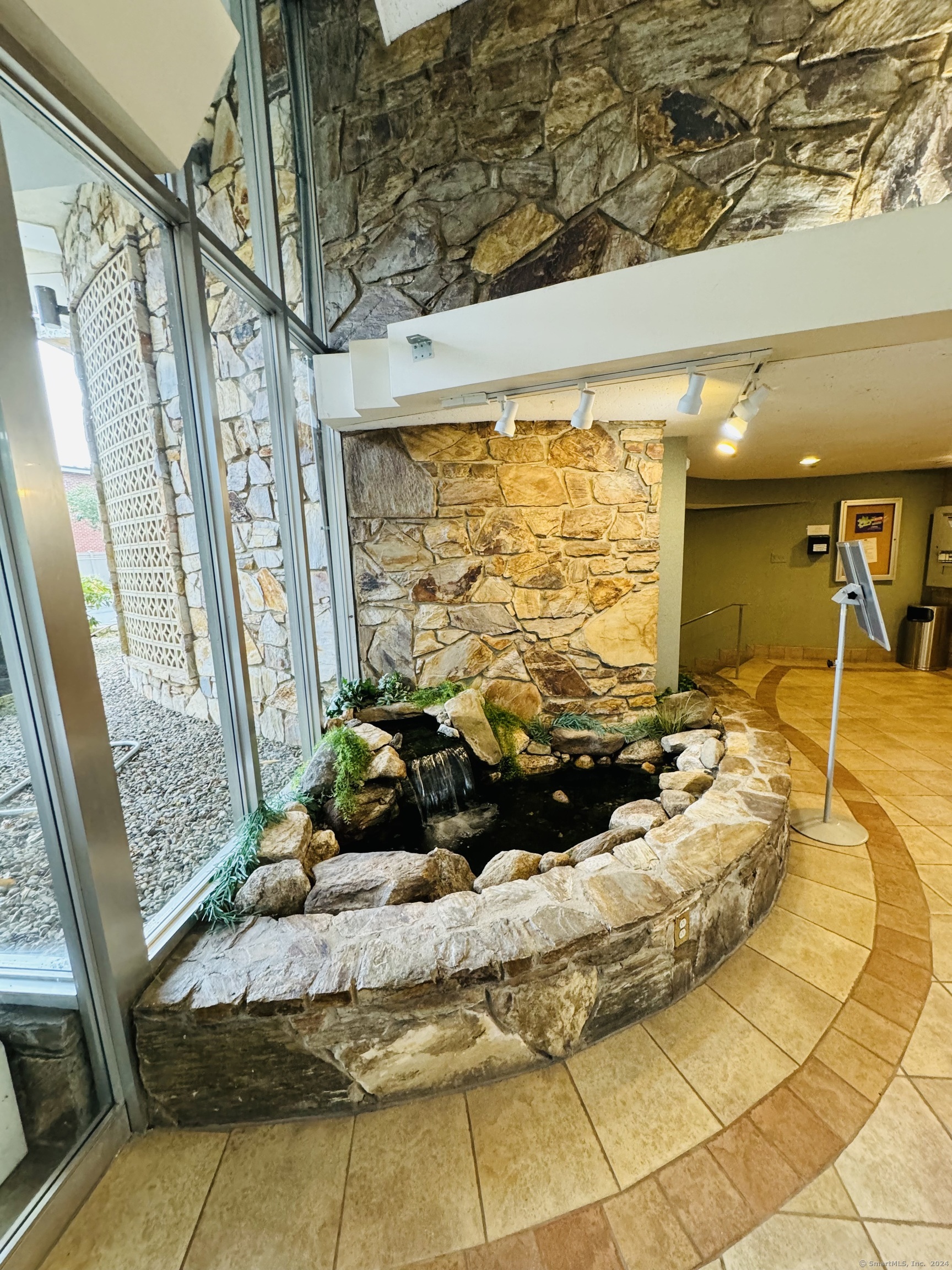 30 Woodland Street #APT 3D, Hartford, Connecticut image 3