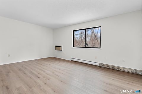 Tiny photo for 83 Sutton Place #83, Bloomfield, CT 06002 (MLS # 24146779)