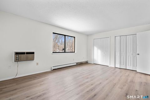 Tiny photo for 83 Sutton Place #83, Bloomfield, CT 06002 (MLS # 24146779)