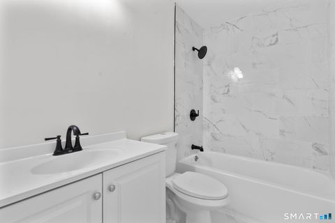 Tiny photo for 83 Sutton Place #83, Bloomfield, CT 06002 (MLS # 24146779)