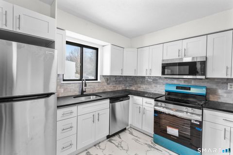 Tiny photo for 83 Sutton Place #83, Bloomfield, CT 06002 (MLS # 24146779)