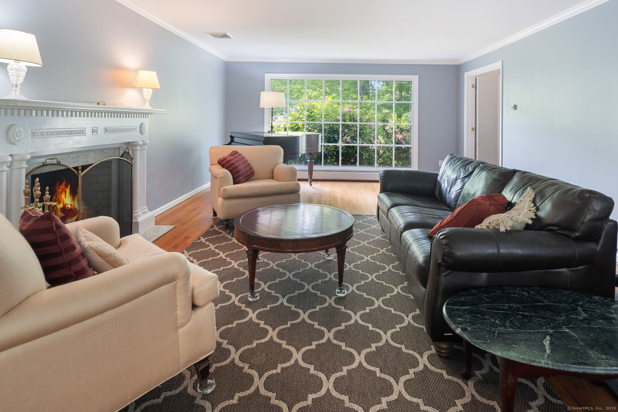 Easton, Connecticut 06612, United States, 4 Bedrooms Bedrooms, ,3 BathroomsBathrooms,Residential,Pending,207595