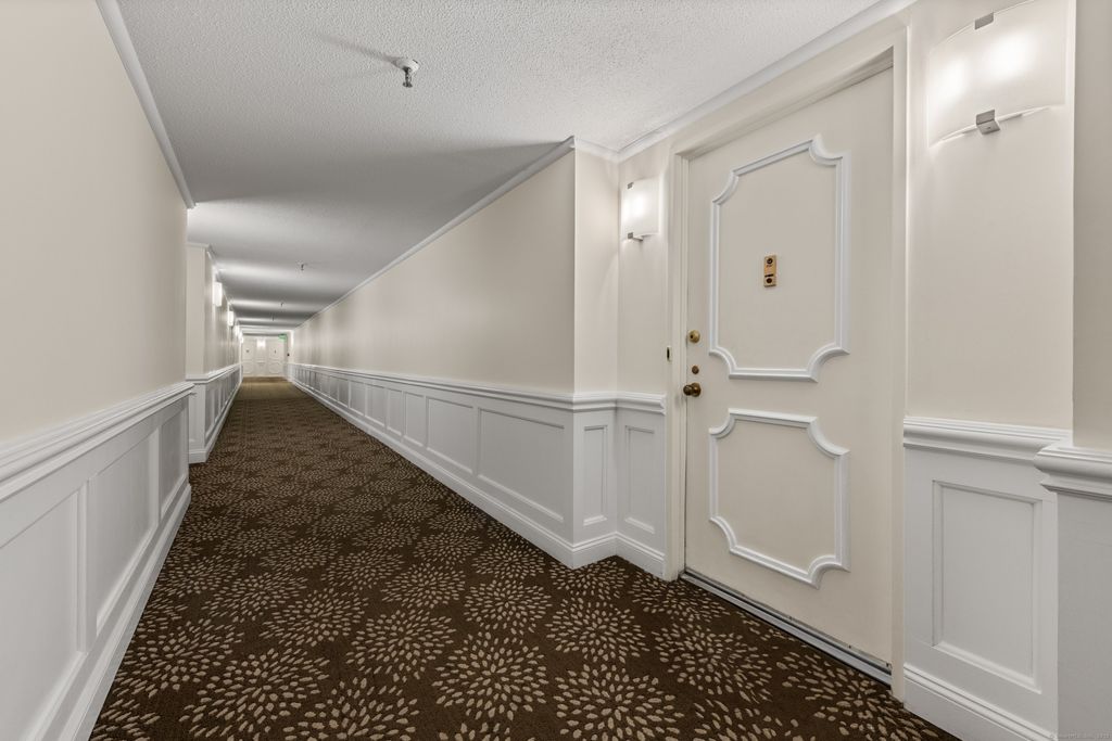 Photo of 143 Hoyt Street #APT 1A, Stamford, CT 06905 (MLS # 24142743)