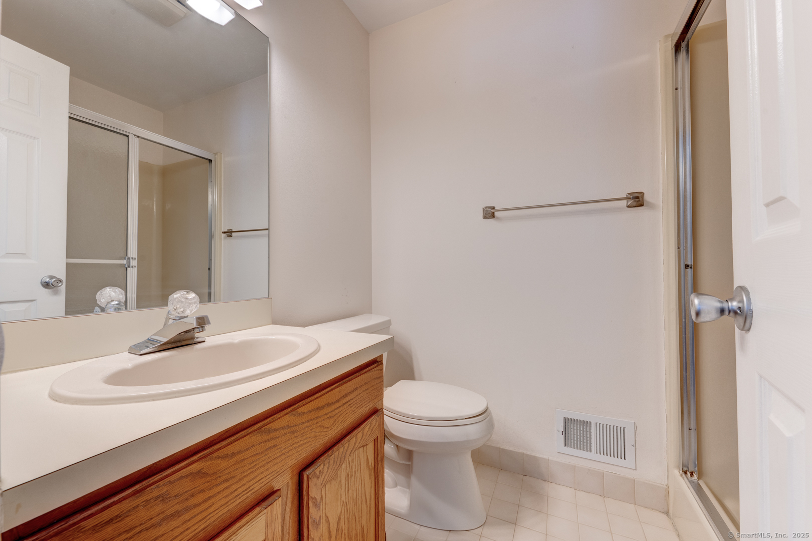 117 Tamarack Court #117, Torrington, Connecticut image 24