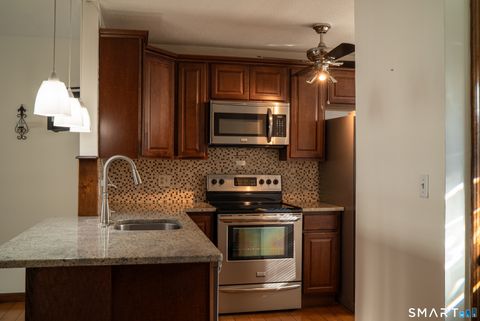 Tiny photo for 55 Meetinghouse Village #2, Meriden, CT 06450 (MLS # 24152520)