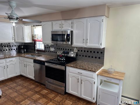 Tiny photo for 33 Sky View Circle, Hamden, CT 06514 (MLS # 24156005)