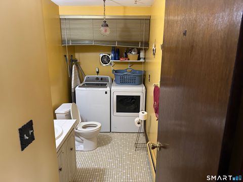 Tiny photo for 33 Sky View Circle, Hamden, CT 06514 (MLS # 24156005)