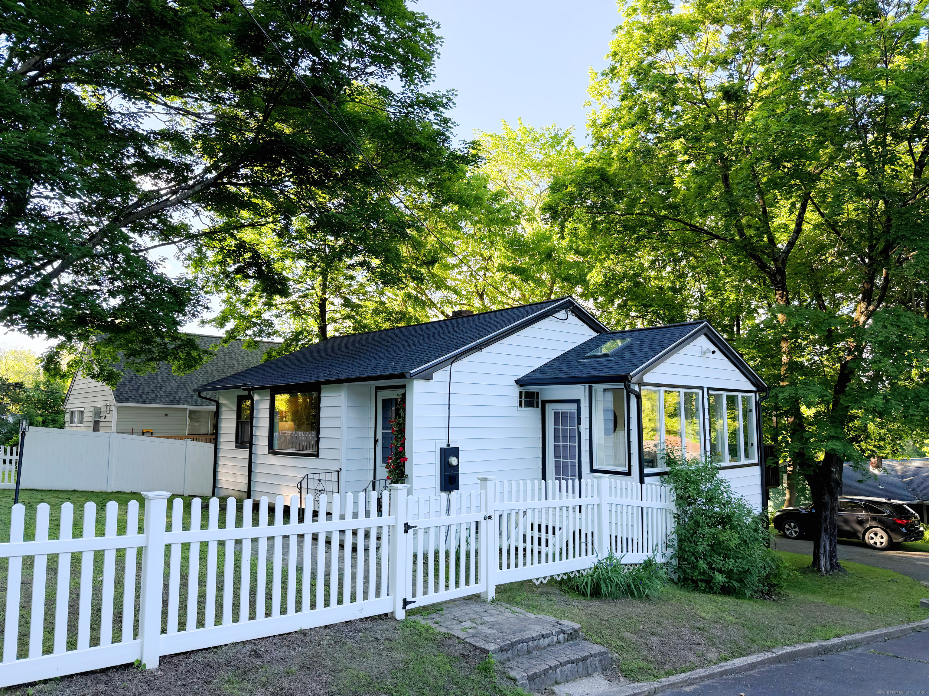 40 Mountainville Road, Danbury, Connecticut image 17