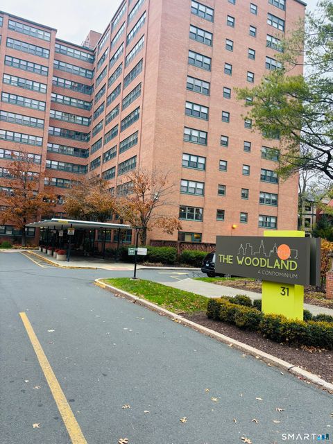 Photo of 31 Woodland Street #6 N, Hartford, CT 06105 (MLS # 24156794)