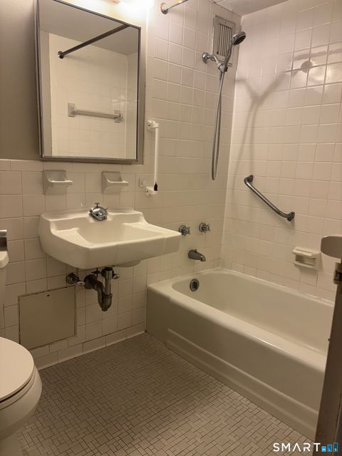 Tiny photo for 31 Woodland Street #6 N, Hartford, CT 06105 (MLS # 24156794)