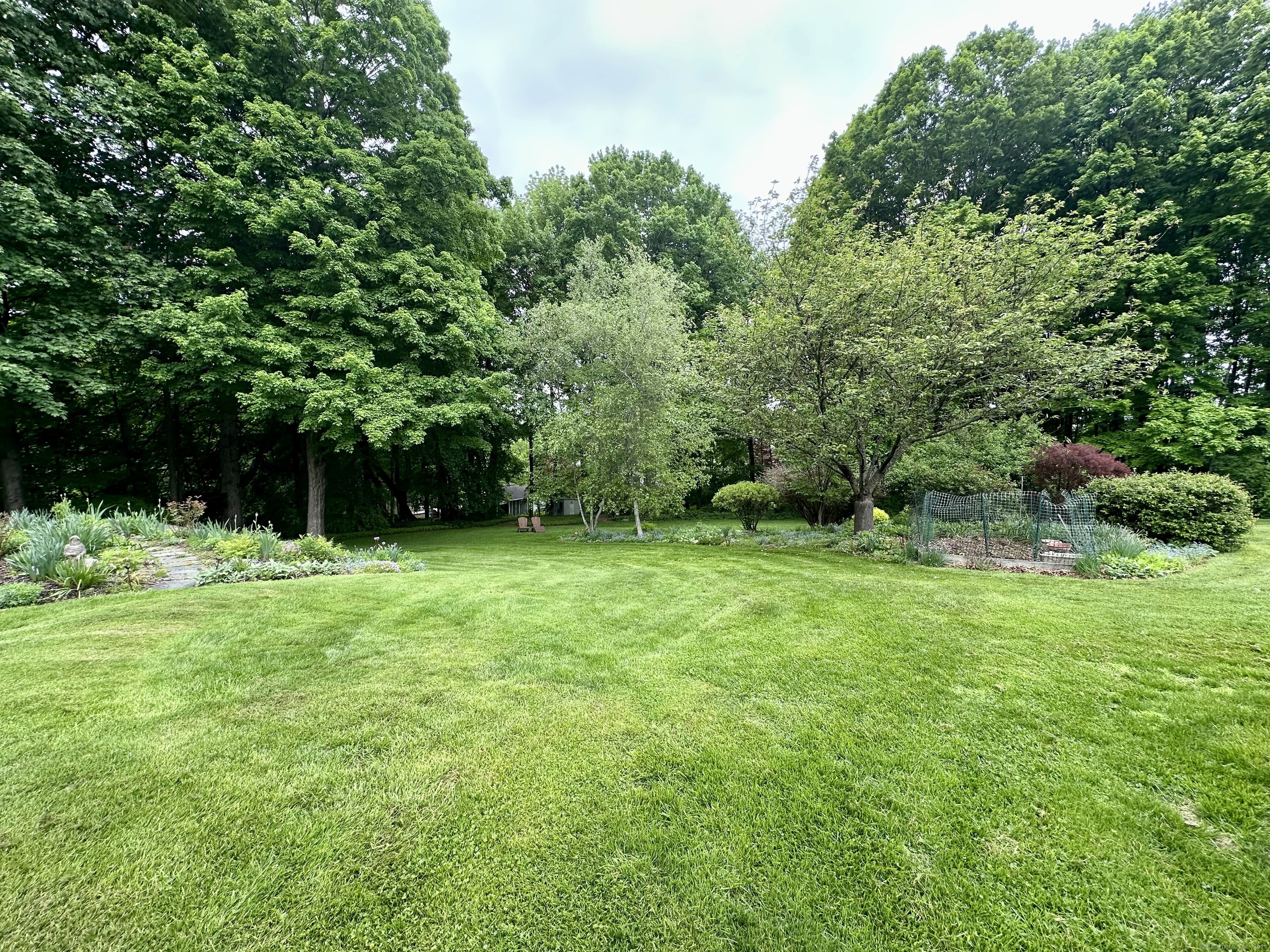 80 Hoyts Hill, Bethel, Connecticut image 31