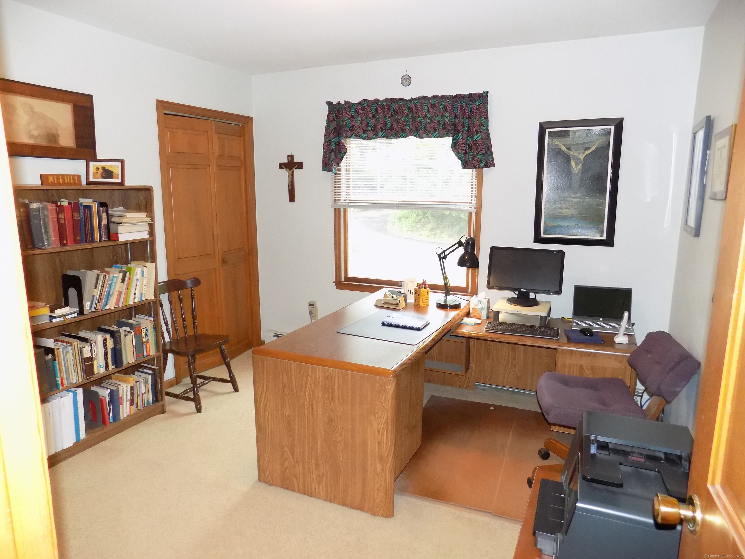80 Hoyts Hill, Bethel, Connecticut image 16