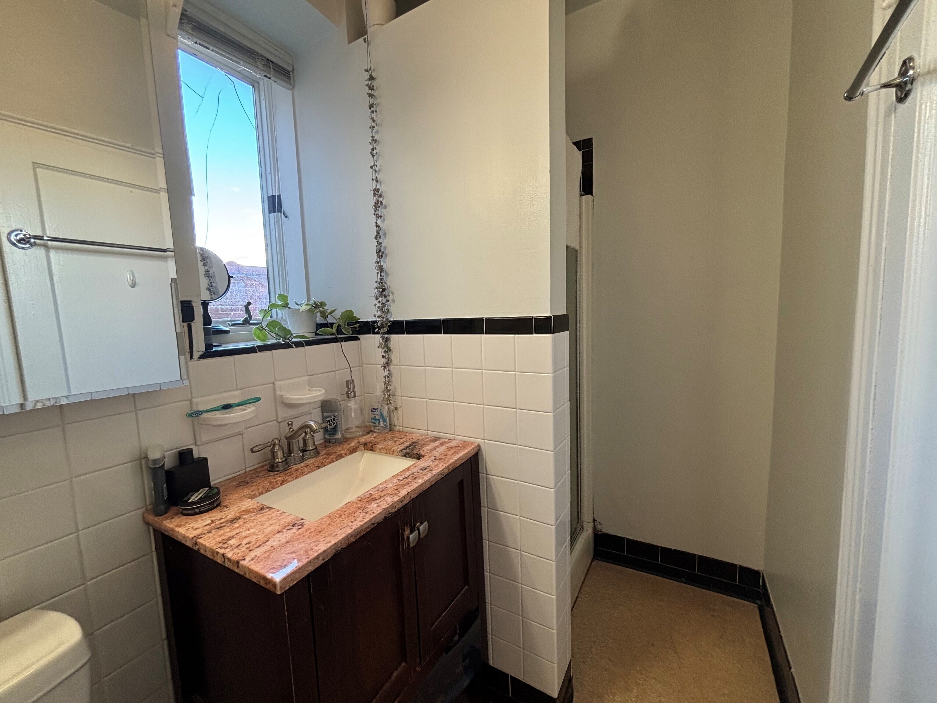 Greenwich, Connecticut 06830, United States, 1 Bedroom Bedrooms, ,1 BathroomBathrooms,Residential,Active,244073