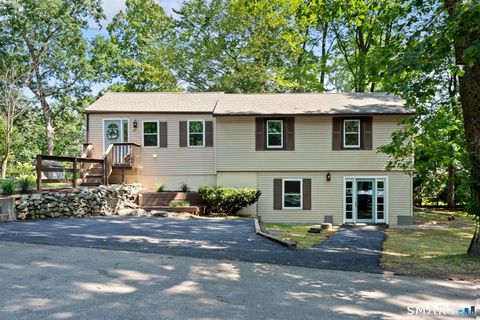 17 Ireland Drive Coventry CT 06238