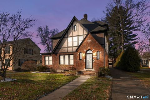 157 Four Mile Road West Hartford CT 06107