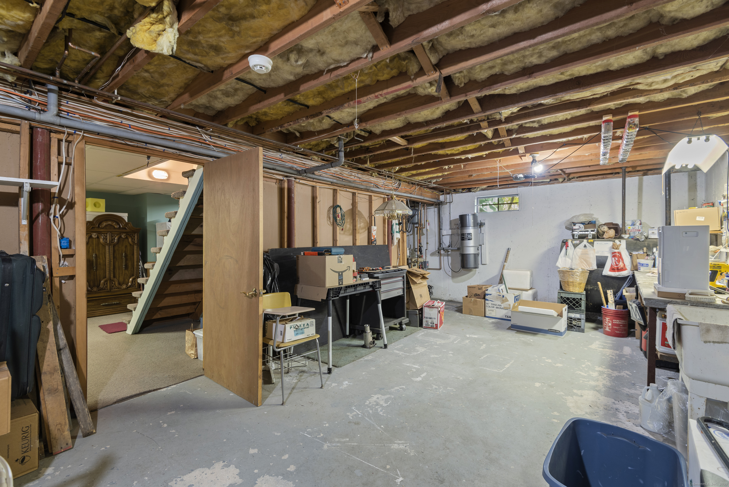 94 Damato Lane, Bristol, Connecticut image 34