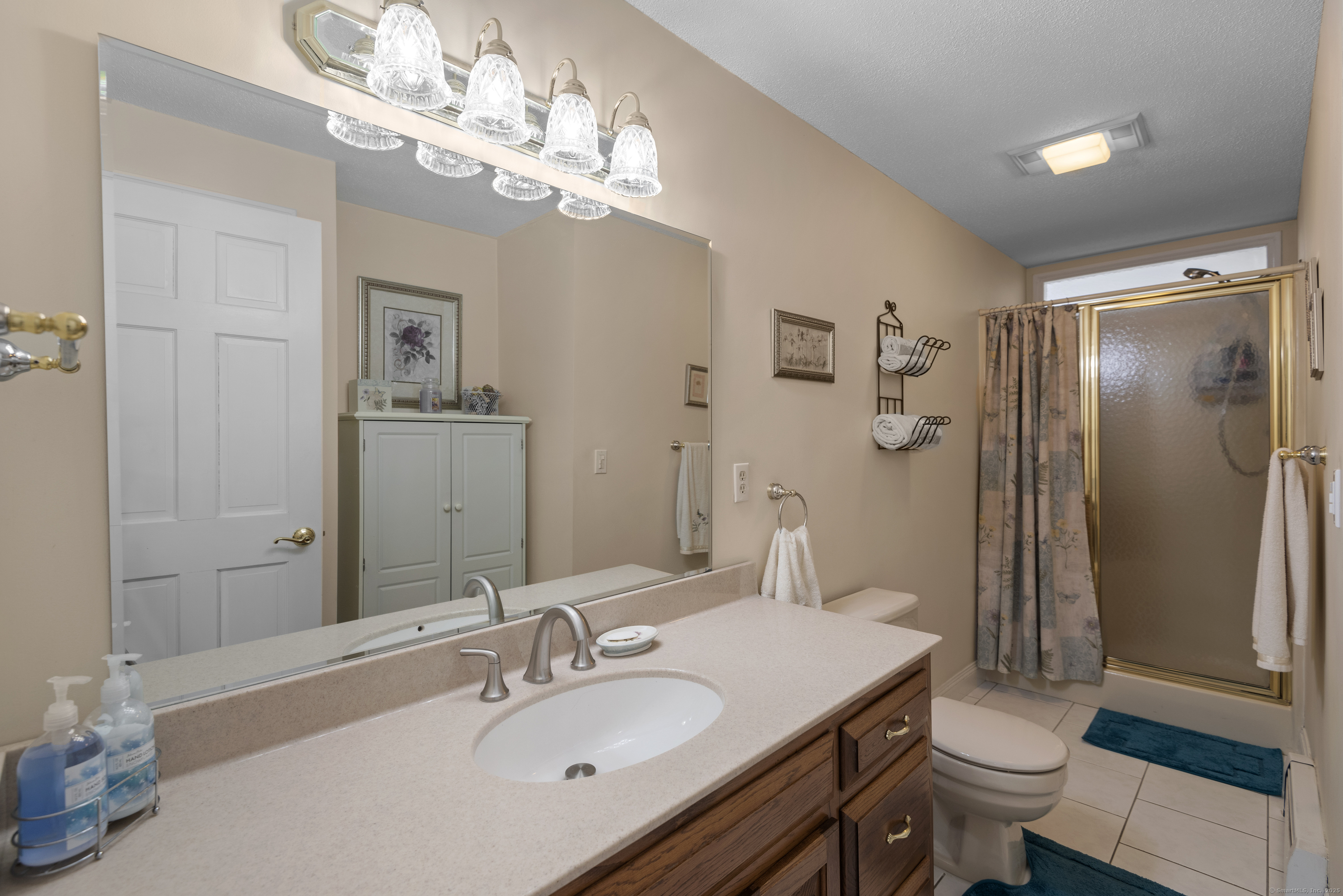94 Damato Lane, Bristol, Connecticut image 20