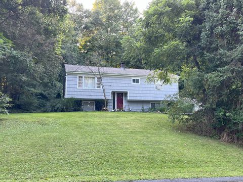 A home in New Milford