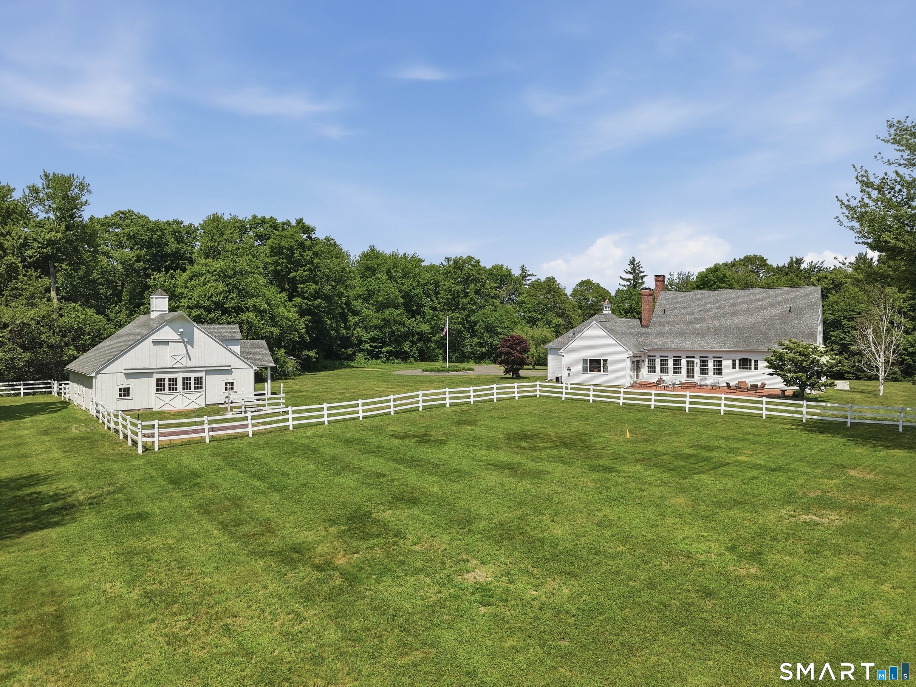 395 Sperry Road