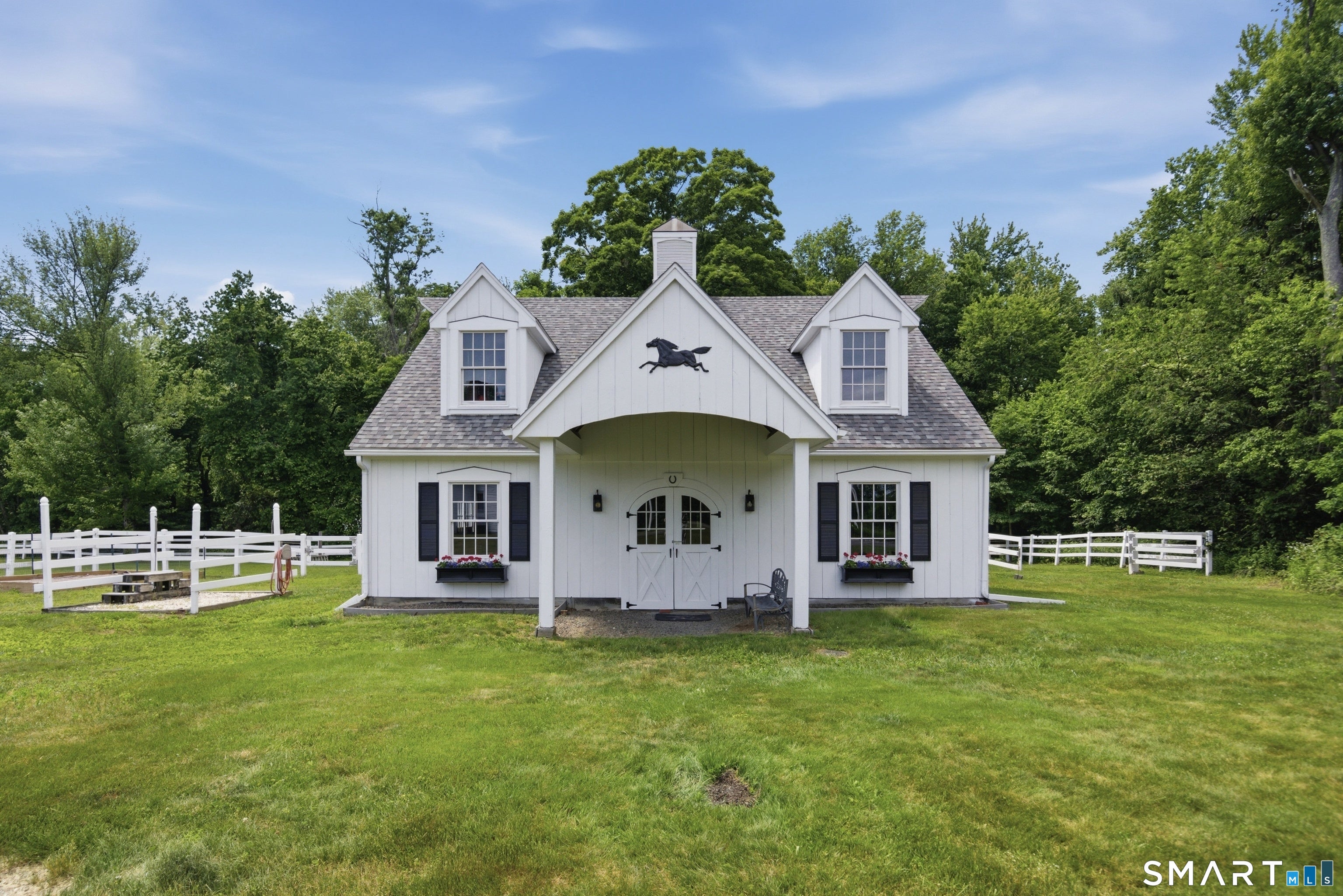 395 Sperry Road